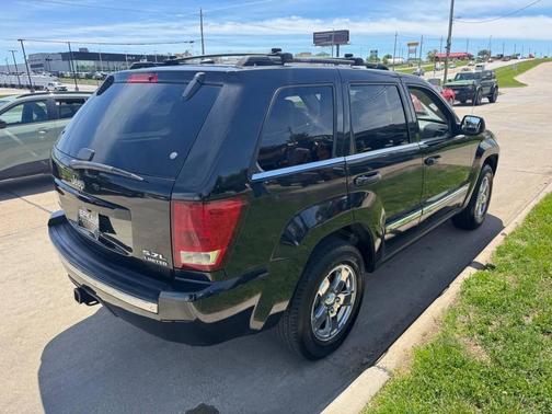 Black Clearcoat 2005 Jeep Grand Cherokee Limited