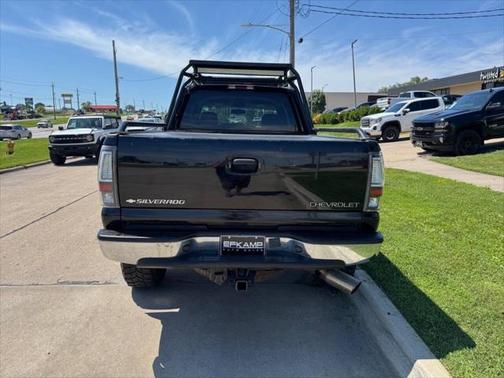 2005 Chevrolet Silverado 2500 LT H/D Crew Cab