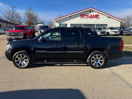 2013 Chevrolet Avalanche LTZ