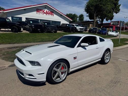 Oxford White 2014 Ford Mustang GT