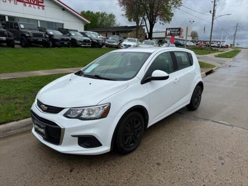 2017 Chevrolet Sonic LT