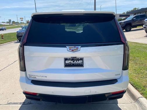 2022 Cadillac Escalade Sport Platinum