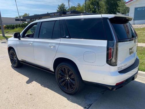 2022 Cadillac Escalade Sport Platinum