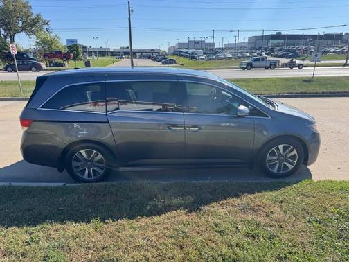 2016 Honda Odyssey Touring Elite