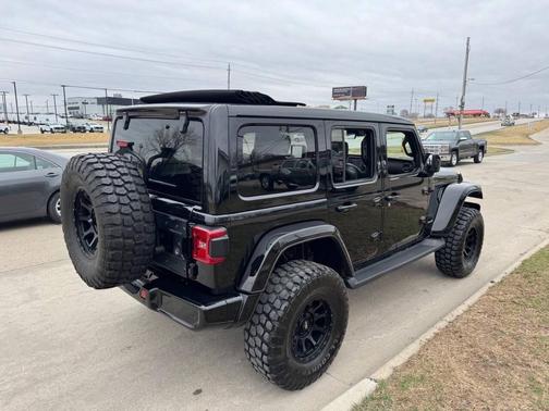 Black Clear Coat 2021 Jeep Wrangler Unlimited Sahara