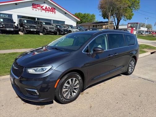2021 Chrysler Pacifica Touring L