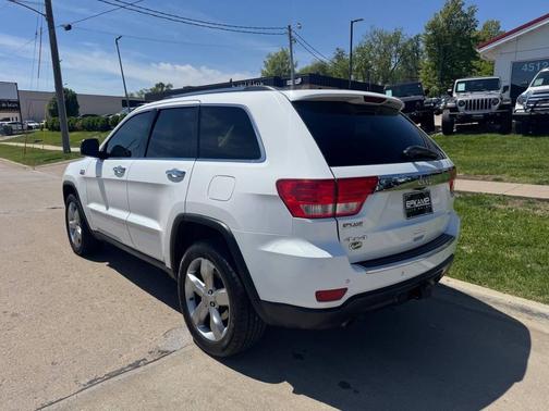 Bright White Clear Coat 2013 Jeep Grand Cherokee Overland