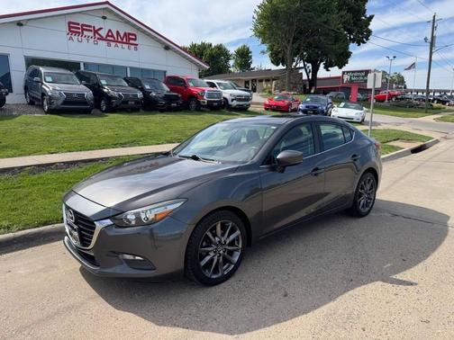 Machine Gray Metallic 2018 Mazda Mazda3 Touring