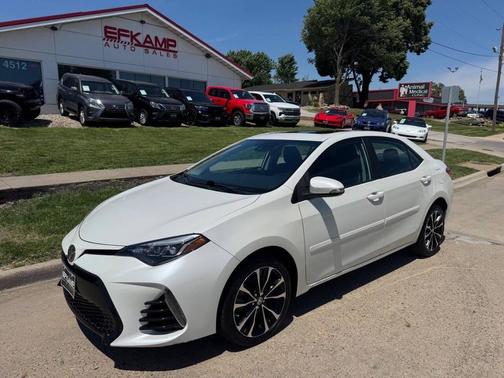 Super White 2018 Toyota Corolla XSE