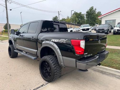 2017 Nissan Titan PRO-4X