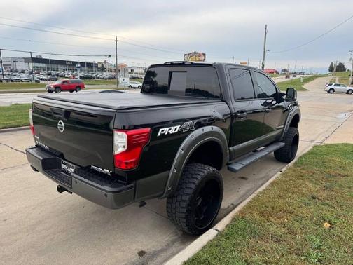2017 Nissan Titan PRO-4X