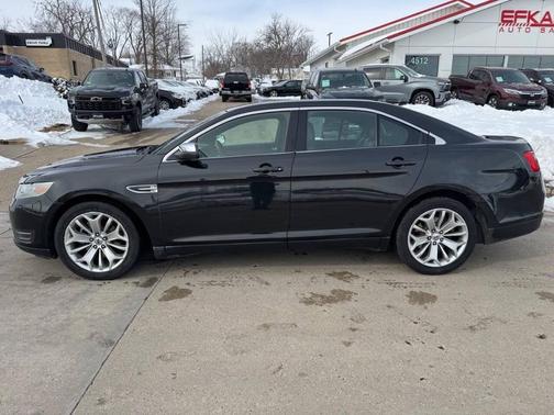 2014 Ford Taurus Limited AWD 4dr Sedan