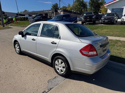 2010 Nissan Versa 1.6