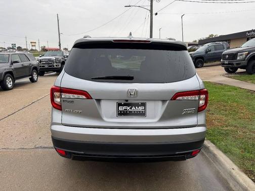 2022 Honda Pilot SE AWD 4dr SUV