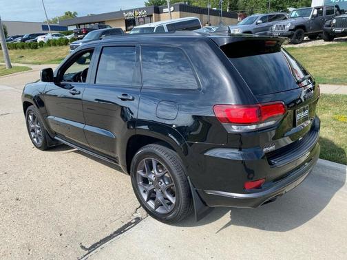 Photo 3 of 31 of 2020 Jeep Grand Cherokee Limited