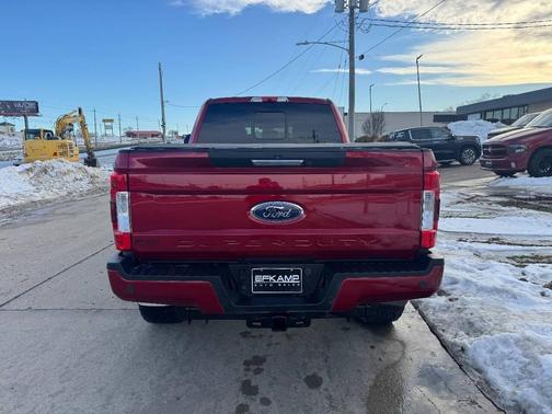 2019 Ford F-250 Lariat 4x4 4dr Crew Cab 6.8 ft. SB Pickup