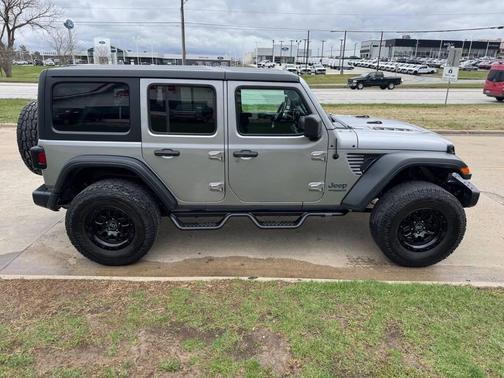 Billet Silver Metallic Clear Coat 2018 Jeep Wrangler Unlimited Rubicon