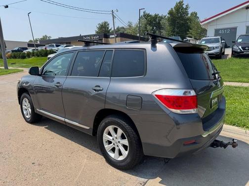 2011 Toyota Highlander SE
