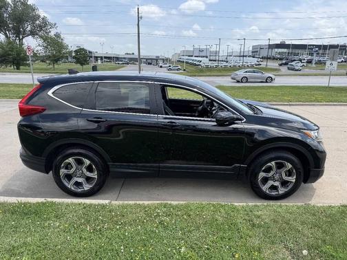Crystal Black Pearl 2018 Honda CR-V EX