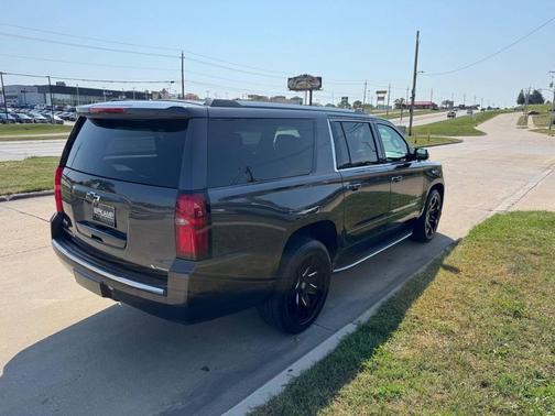 2017 Chevrolet Suburban Premier