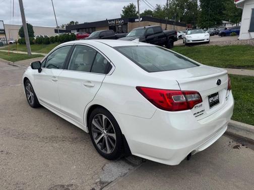 Crystal White Pearl 2016 Subaru Legacy Limited