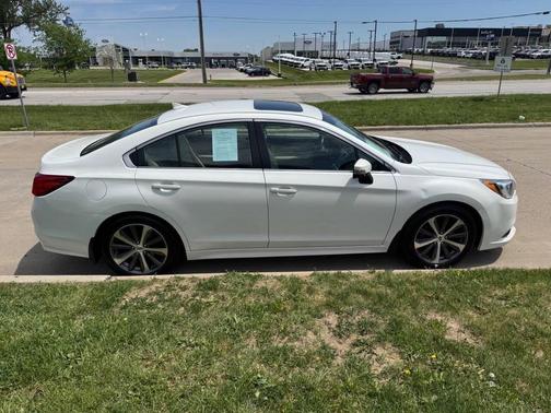 Crystal White Pearl 2016 Subaru Legacy Limited