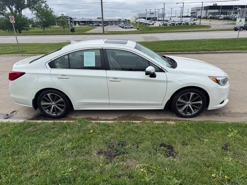 Crystal White Pearl 2016 Subaru Legacy Limited