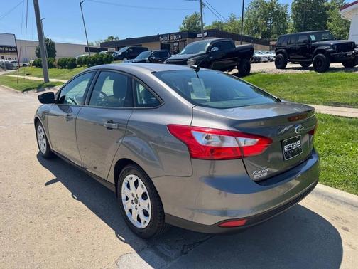 Frosted Glass 2012 Ford Focus SE