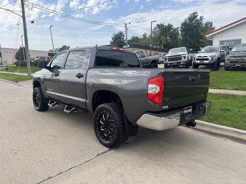Magnetic Gray Metallic 2018 Toyota Tundra SR5