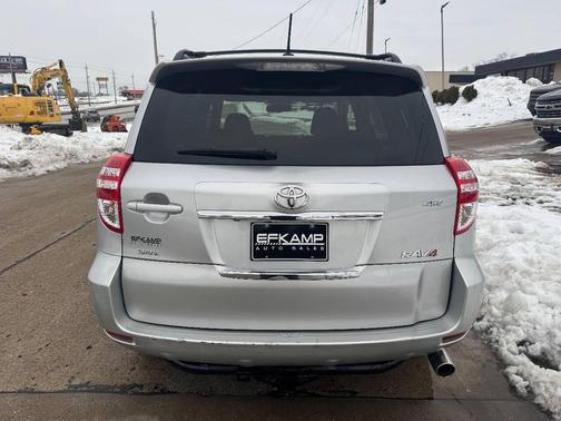 2009 Toyota RAV4 Sport