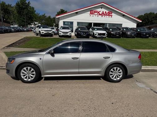 2014 Volkswagen Passat 1.8T Auto SE