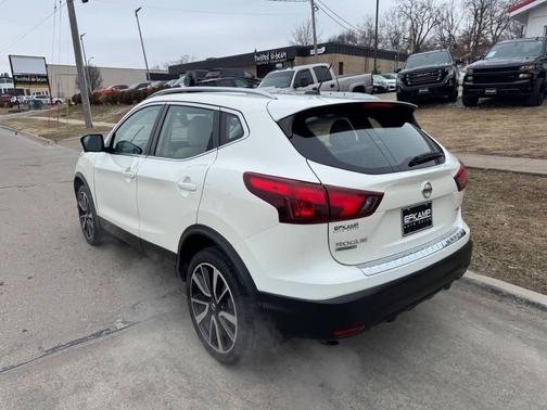 2017 Nissan Rogue Sport SL