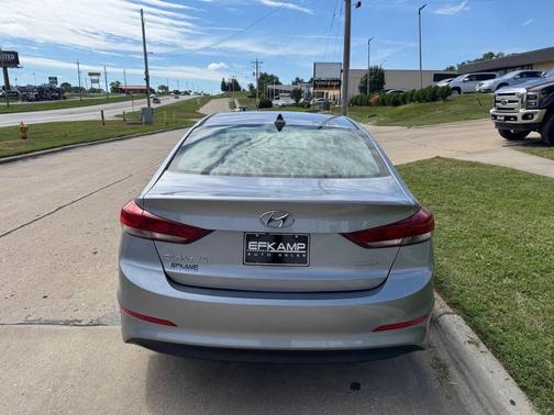 2017 Hyundai ELANTRA Limited