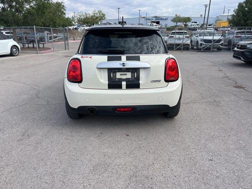 2015 MINI Hardtop Cooper