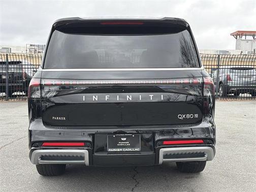 2025 INFINITI QX80 Luxe