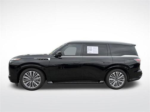 2025 INFINITI QX80 Luxe