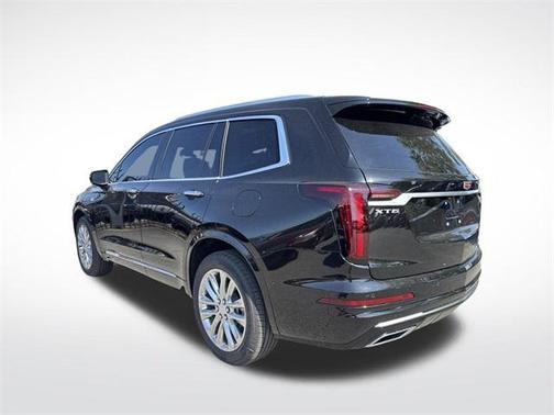 2025 Cadillac XT6 Premium Luxury FWD