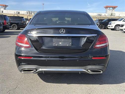 2018 Mercedes-Benz E-Class E 300