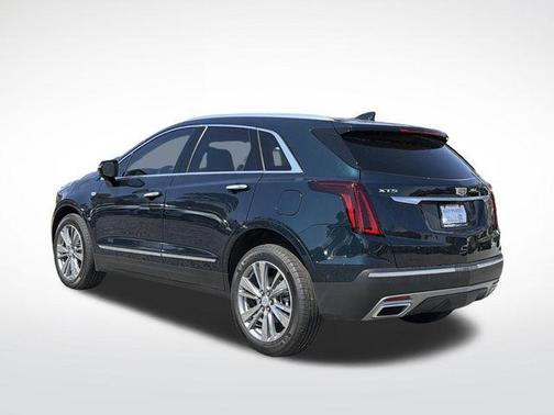 Emerald Lake Metallic 2026 Cadillac XT5 Premium Luxury