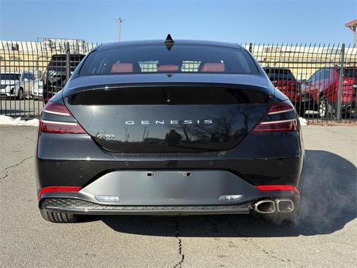 2023 Genesis G70 2.0T RWD