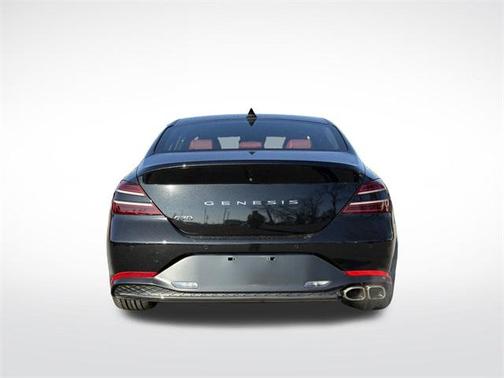 2023 Genesis G70 2.0T RWD