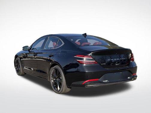 2023 Genesis G70 2.0T RWD