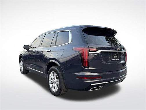 2025 Cadillac XT6 Luxury FWD
