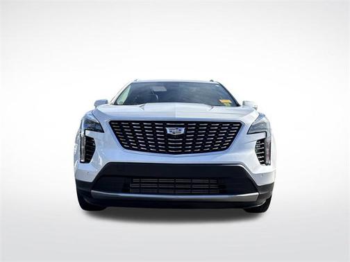 2022 Cadillac XT4 Premium Luxury
