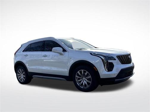 2022 Cadillac XT4 Premium Luxury