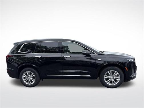 2025 Cadillac XT6 Luxury FWD