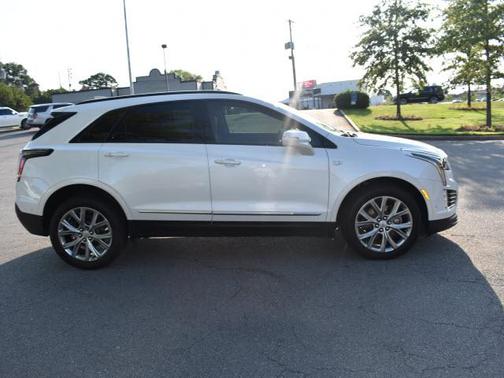 2020 Cadillac XT5 Sport