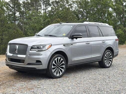 SILVER RADIANCE 2023 Lincoln Navigator Reserve