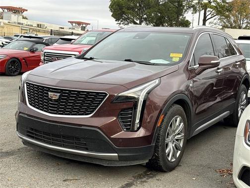 2022 Cadillac XT4 Premium Luxury