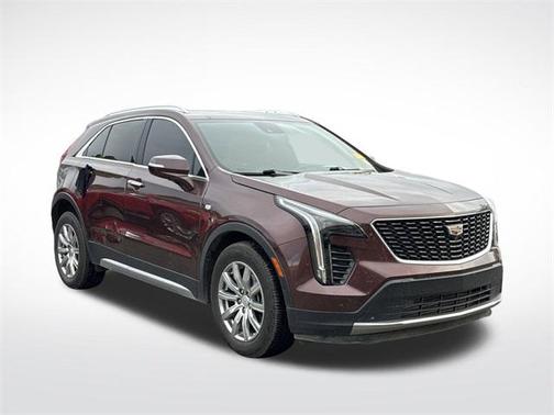 2022 Cadillac XT4 Premium Luxury